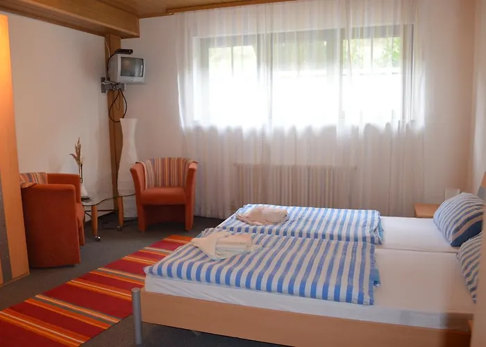 Hotel Restaurant Waldschloessel 3*